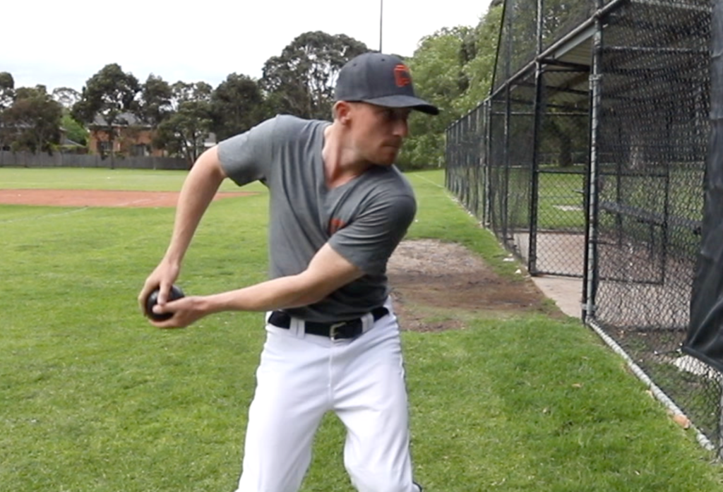 lateral throw Plyoball pic - Performance Plus